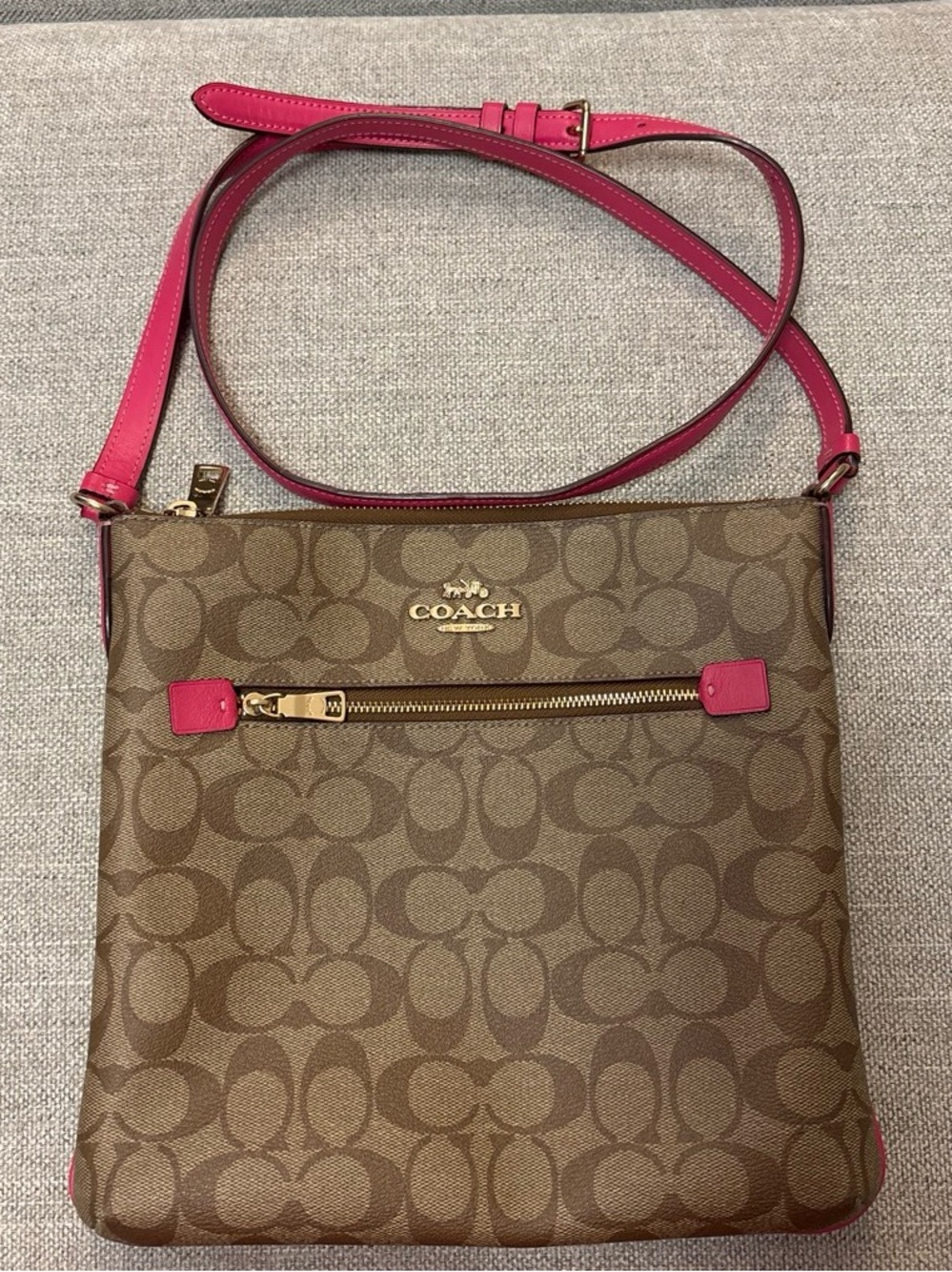Coach Rowan File Bag – Signature Canvas | Khaki/Brown + Bright Pink